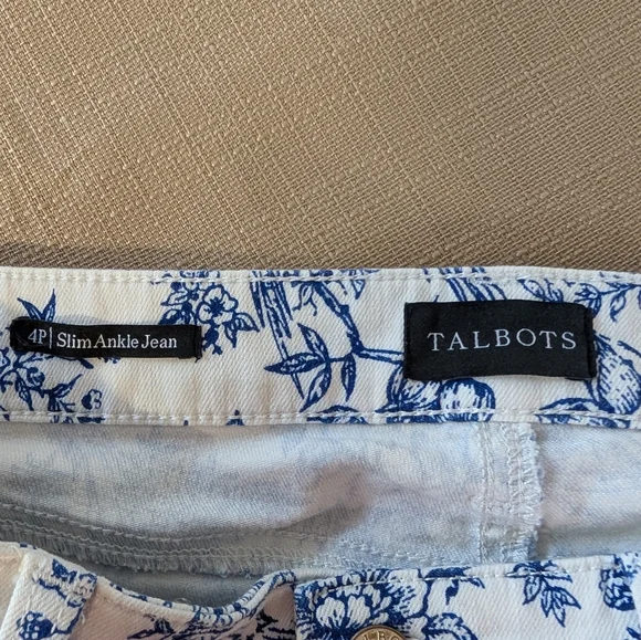 Talbots Size 4 Petite Slim Fit Blue Ankle White Floral Toile Print Skinny Jeans - Picture 3 of 8